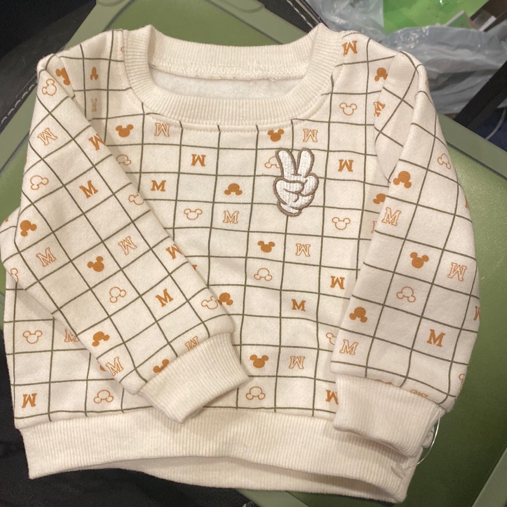 0-3 Disney crewneck